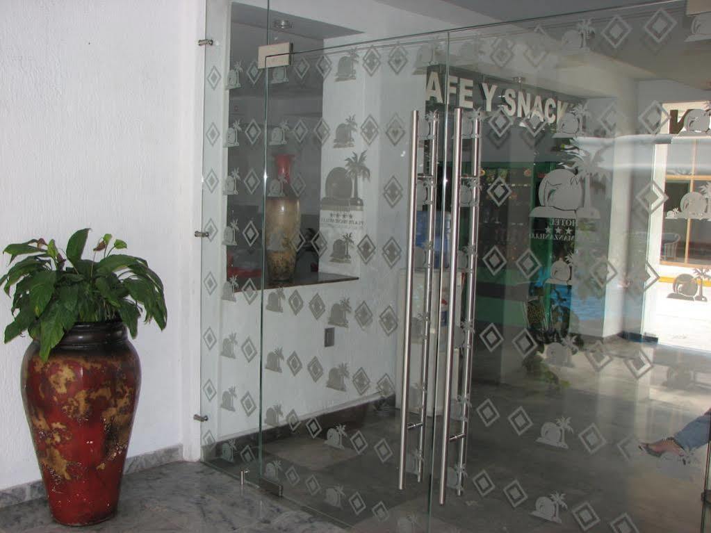 Hotel Y Suites Plaza Manzanillo Ngoại thất bức ảnh